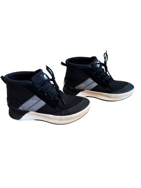 Sorel Women's 8 Out N About III Mid-Top Boot Sneakers Waterproof Black